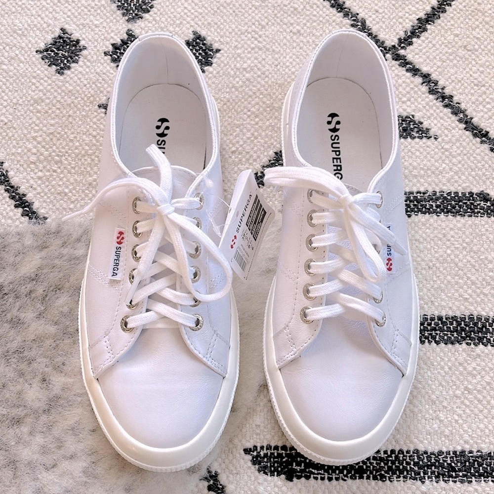 Superga Women’s 2750 Nappa Leather Classic Optical White-Favorio—9 1/2 - Picture 4 of 8